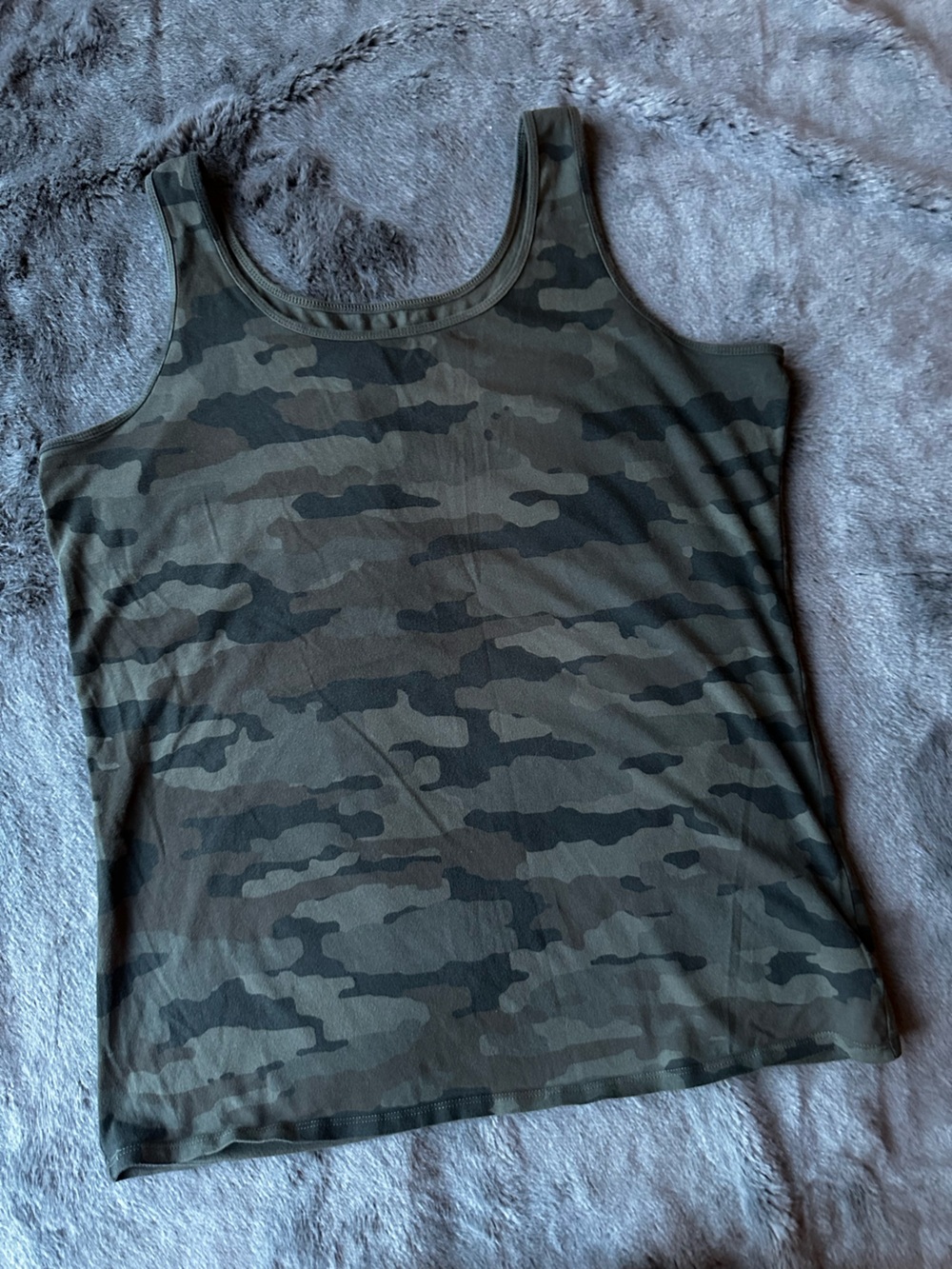 Duluth Trading Co Olive and Dark Green Camo Tank Top